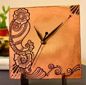 Analog Mechanical Tabletop Clock