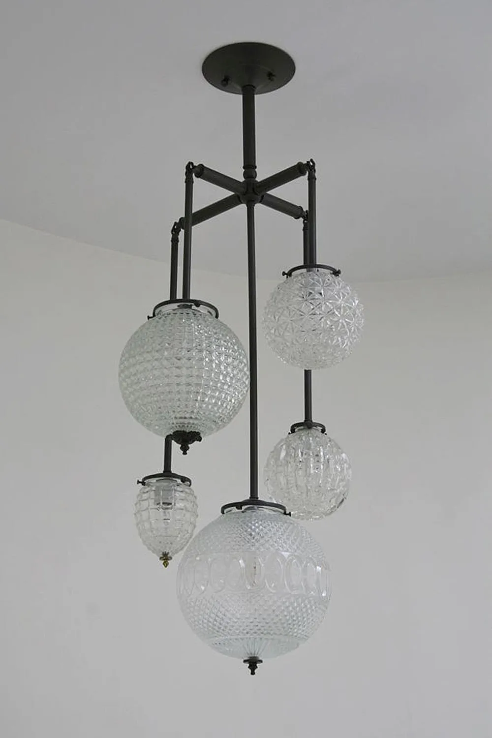 Brilliant Chandelier - 5 Arm