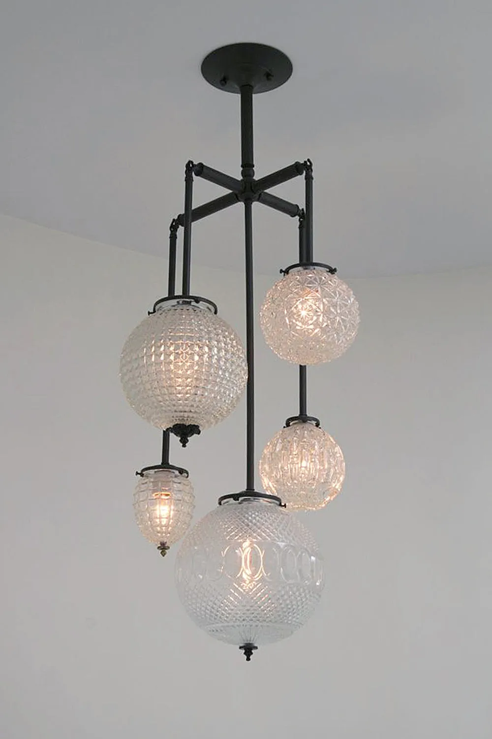 Brilliant Chandelier - 5 Arm