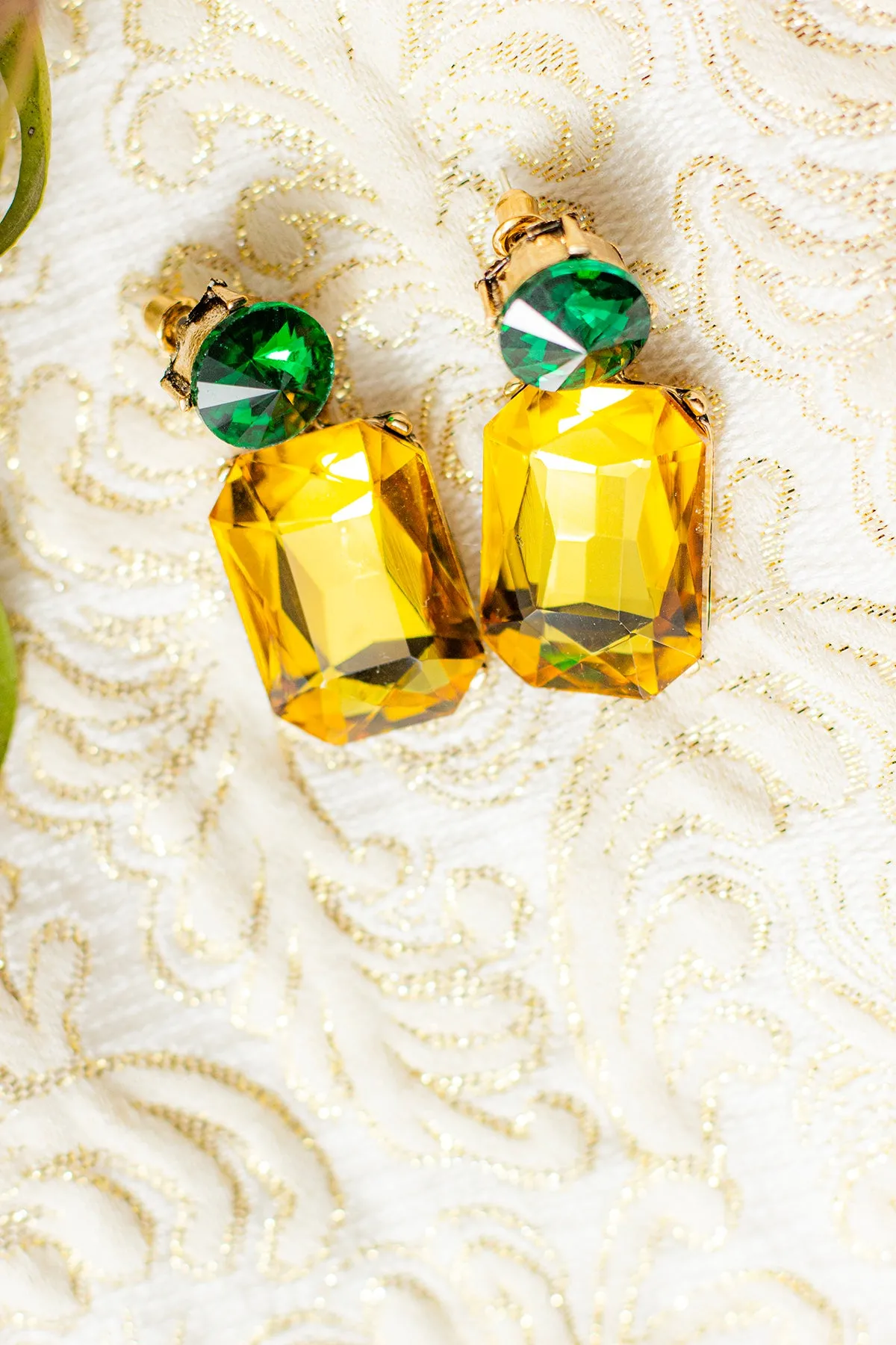 Circle Oblong Jewel Dangle Earrings