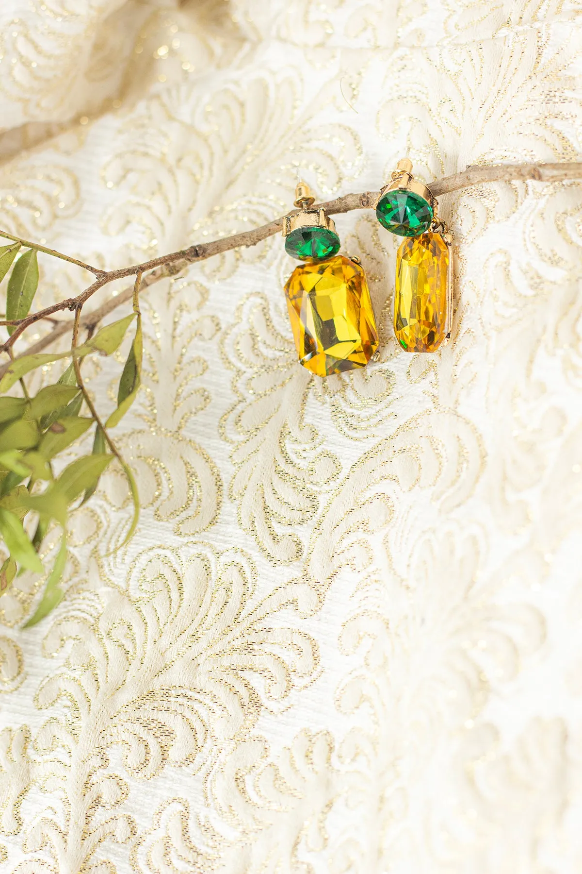 Circle Oblong Jewel Dangle Earrings