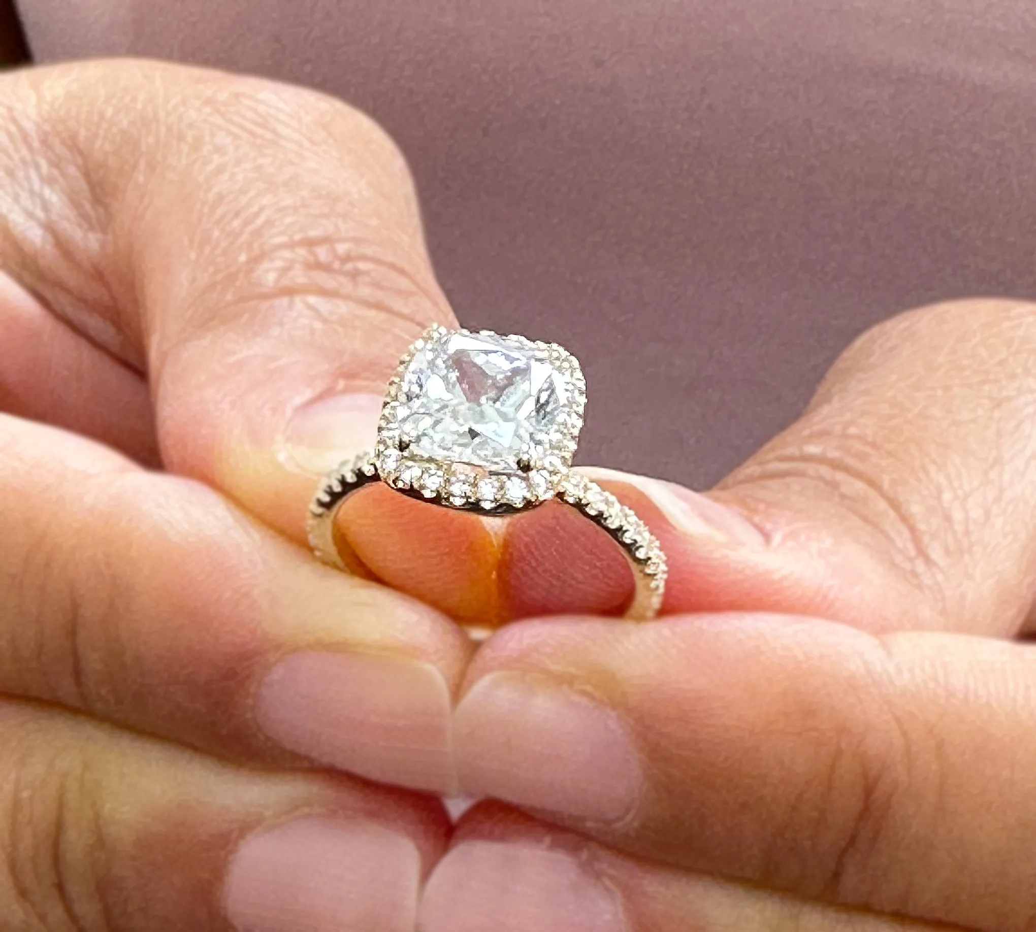 Cushion Cut And Round Cut Diamond Engagement Ring IGI Certified 14k Solid Yellow Gold Wedding ring Halo Style Bridal Ring 2.50ct F-VS2