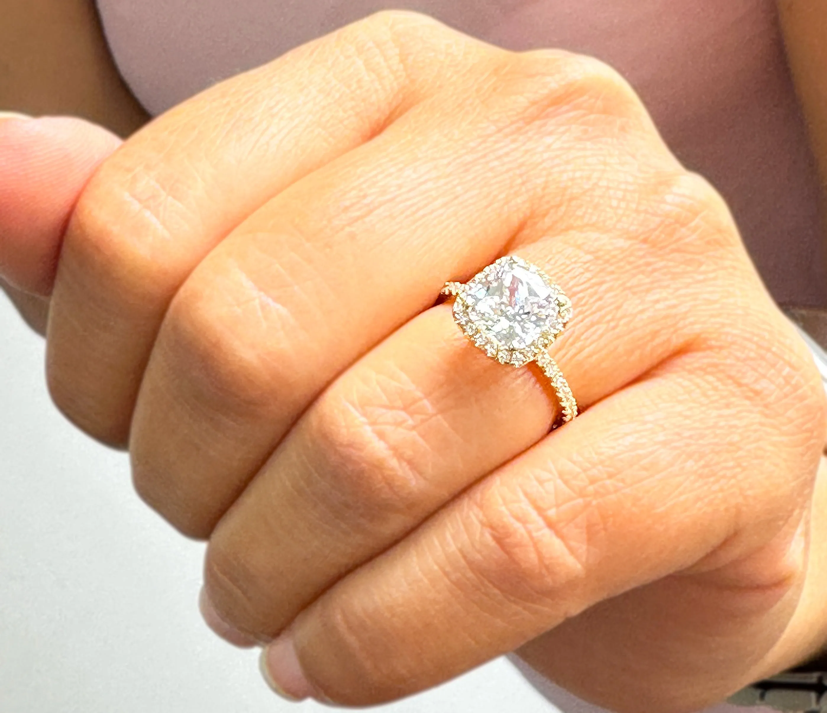 Cushion Cut And Round Cut Diamond Engagement Ring IGI Certified 14k Solid Yellow Gold Wedding ring Halo Style Bridal Ring 2.50ct F-VS2