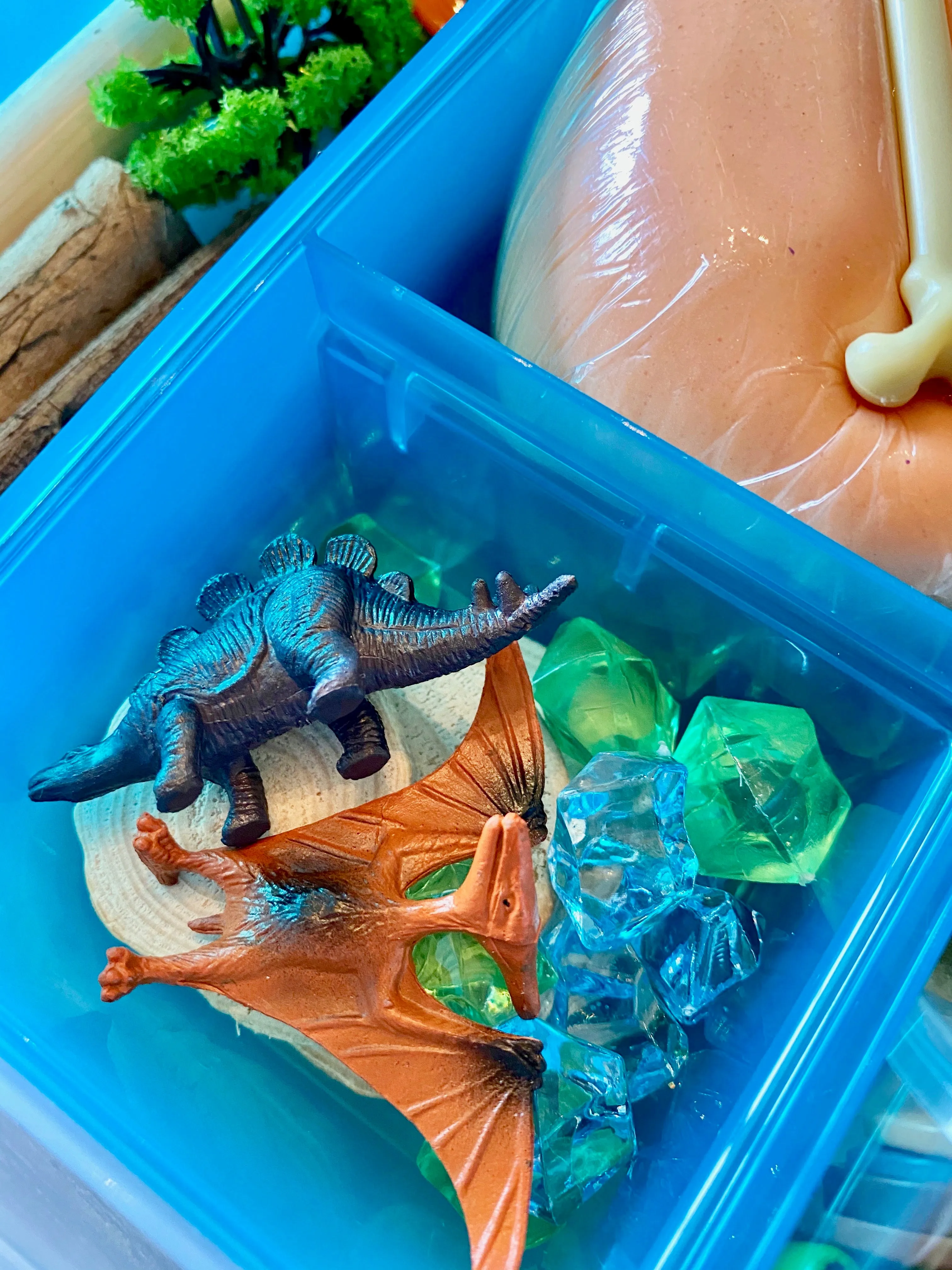 Dinosaur Bin