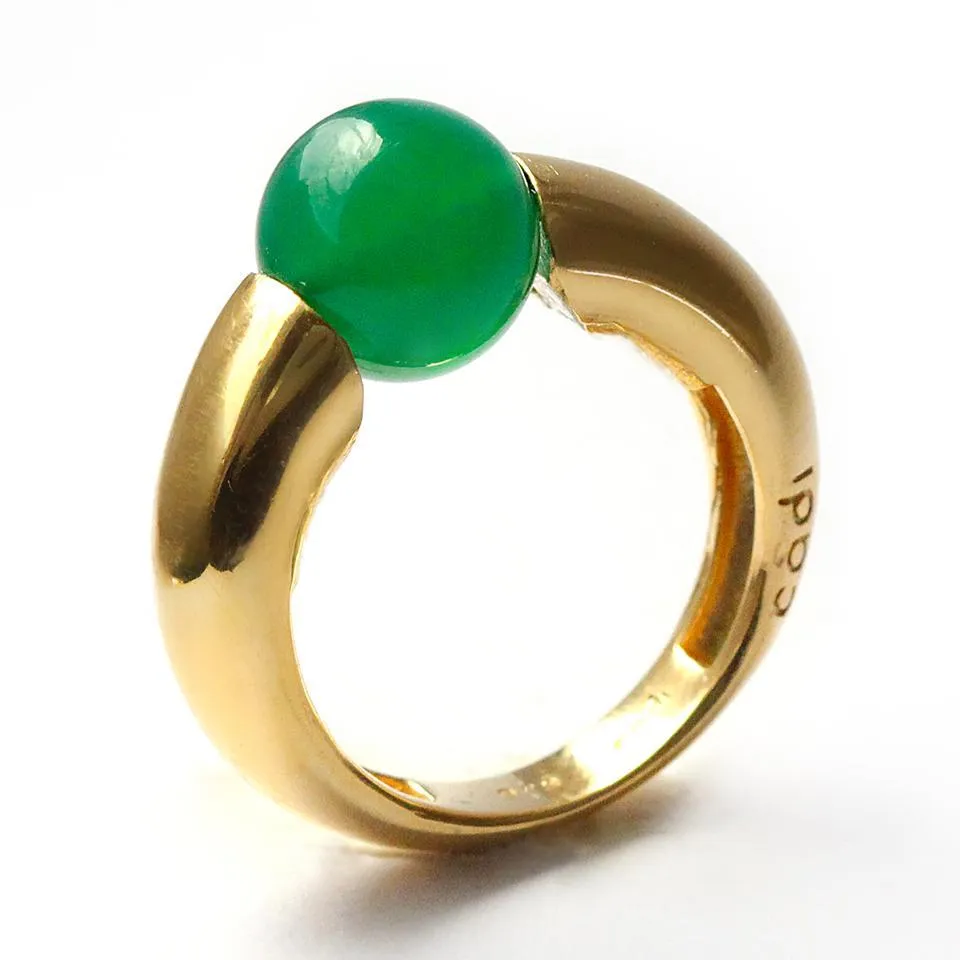 Donut- unique solitaire green ring
