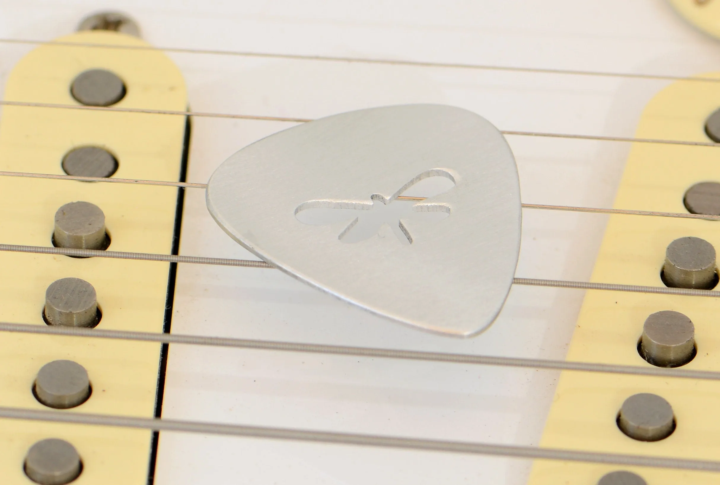 Dragonfly Guitar Pick in Aluminum
