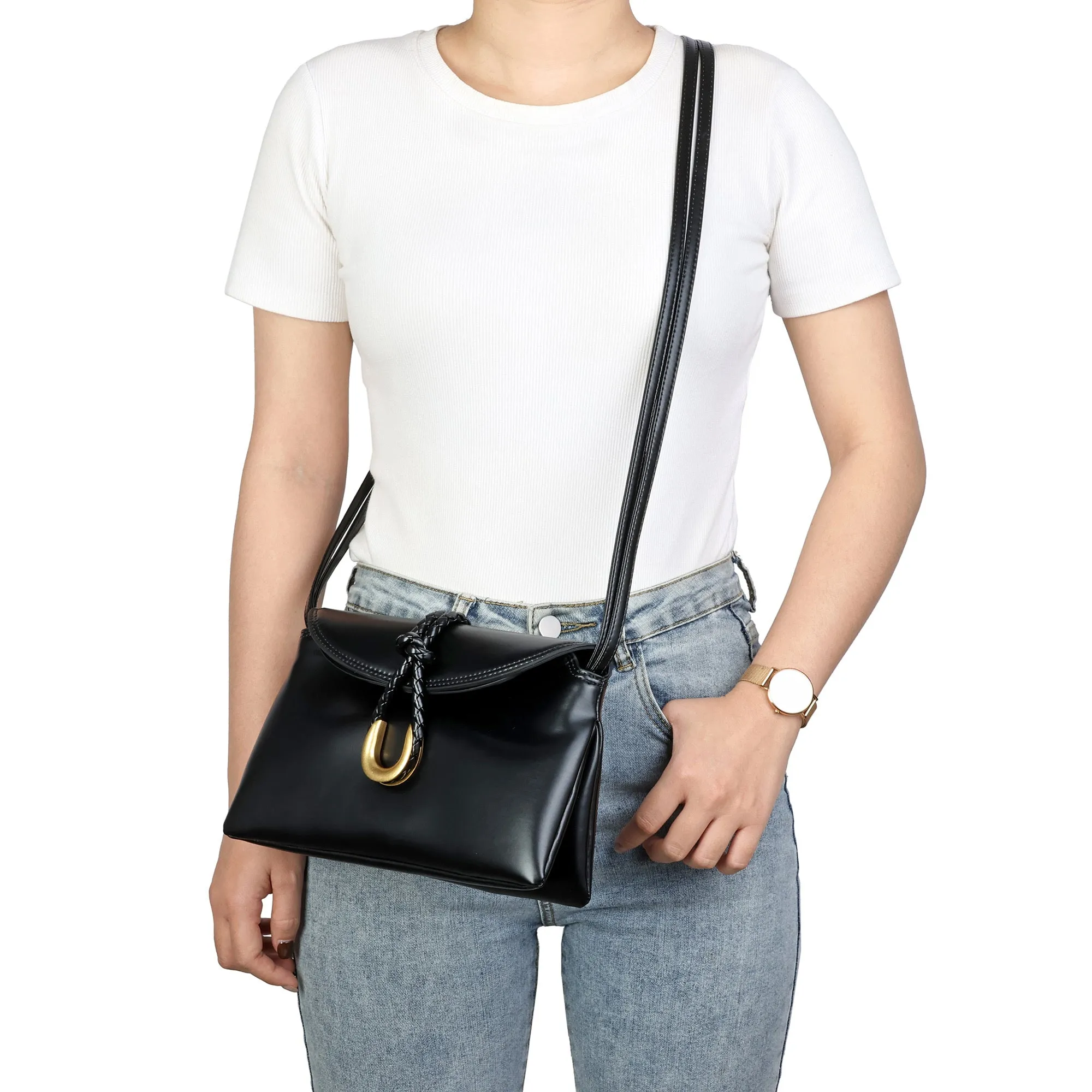 Elegant Leather Crossbody Bag with Braided Closure