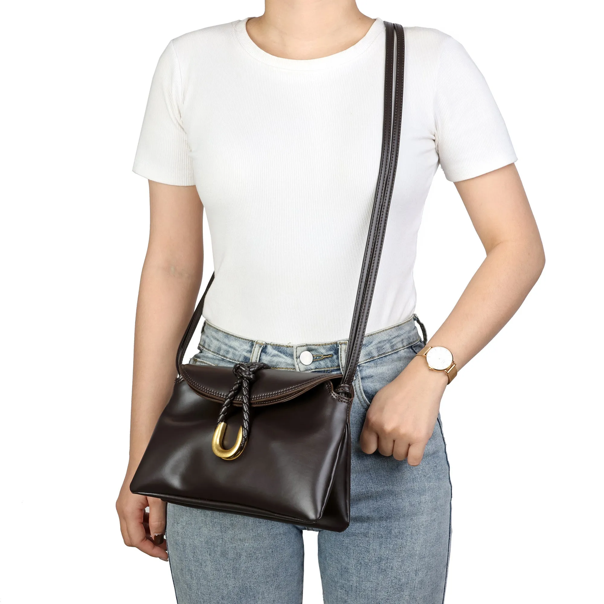 Elegant Leather Crossbody Bag with Braided Closure
