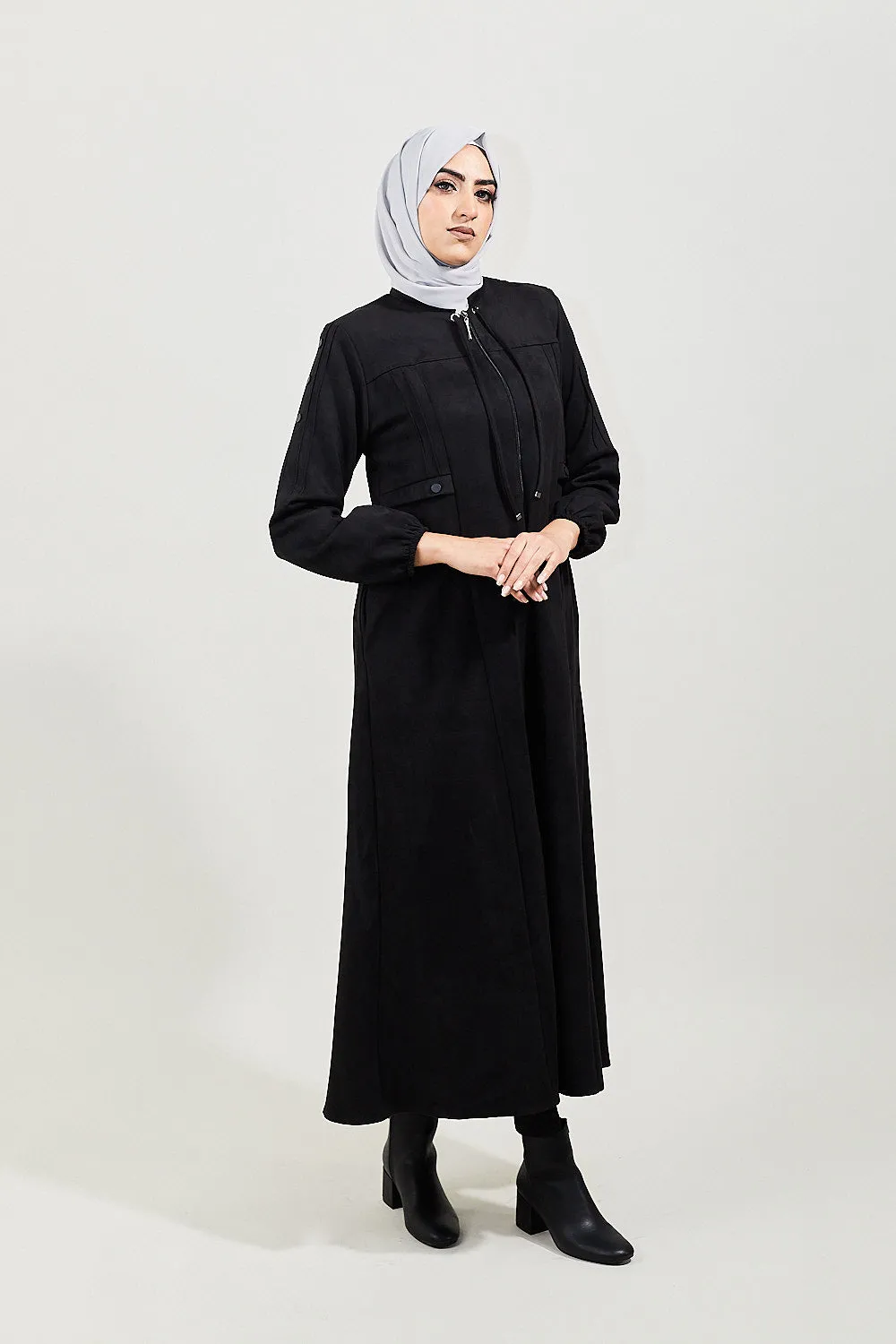 Garcelle Modest Velvet Turkish Jilbab | Black