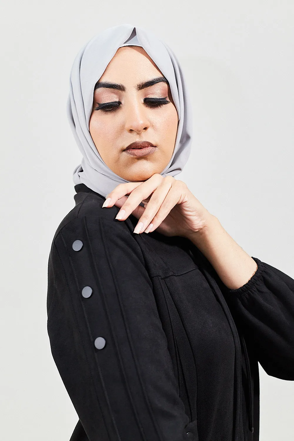 Garcelle Modest Velvet Turkish Jilbab | Black