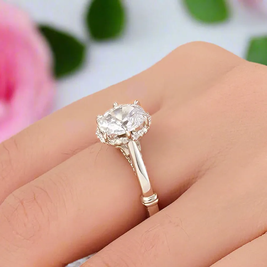 Glamorous 2.0ct Oval Cut Diamond Engagement Ring