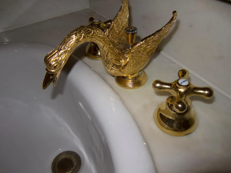 Gold Everything