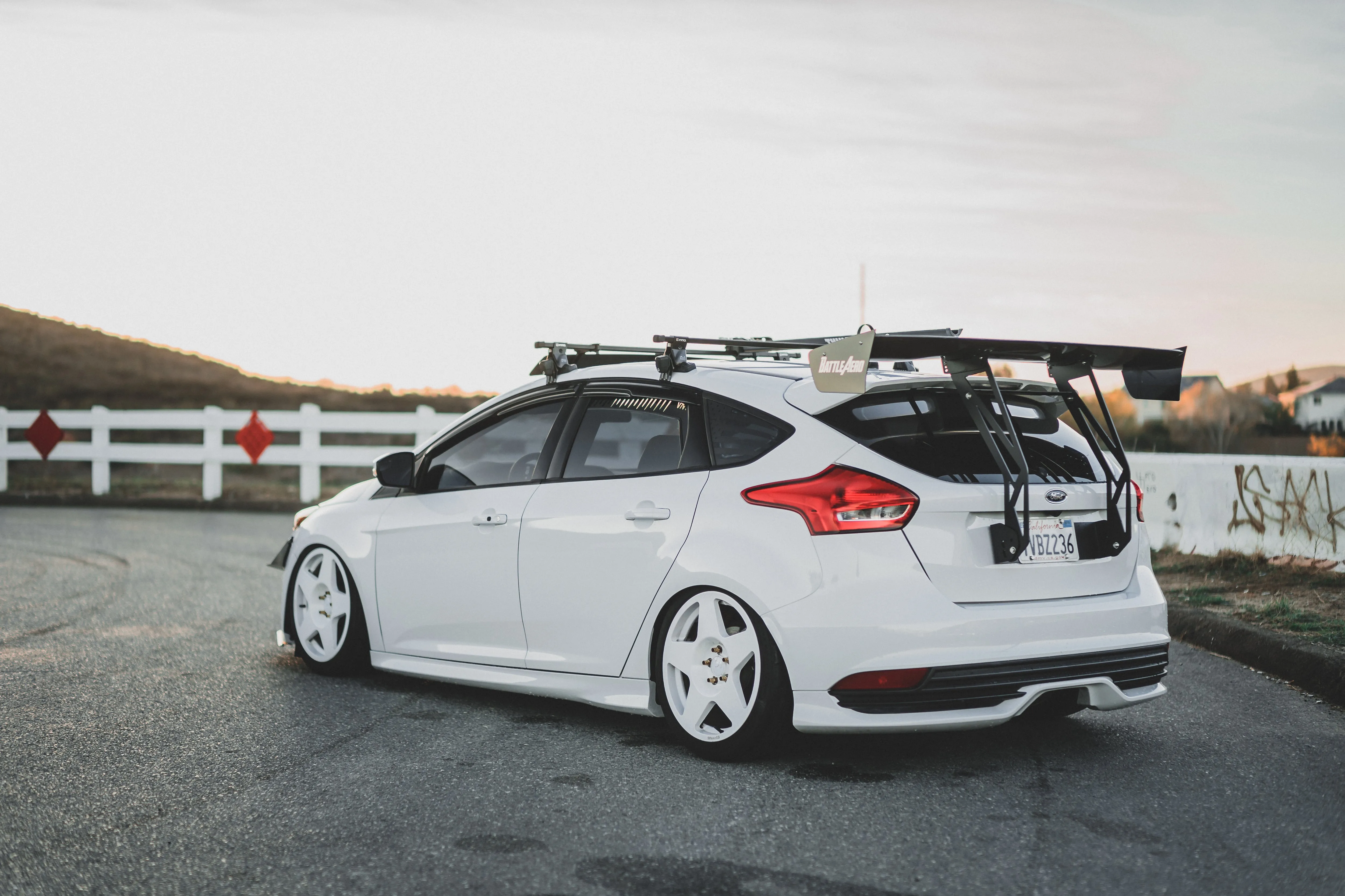 Hatch Mount Wing for 13-18 Ford Focus ST