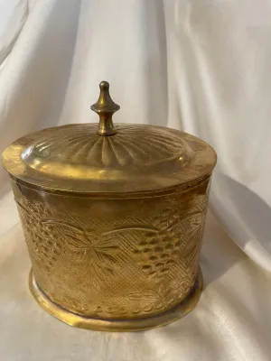 JV1237 Brass Container W/Grape Design