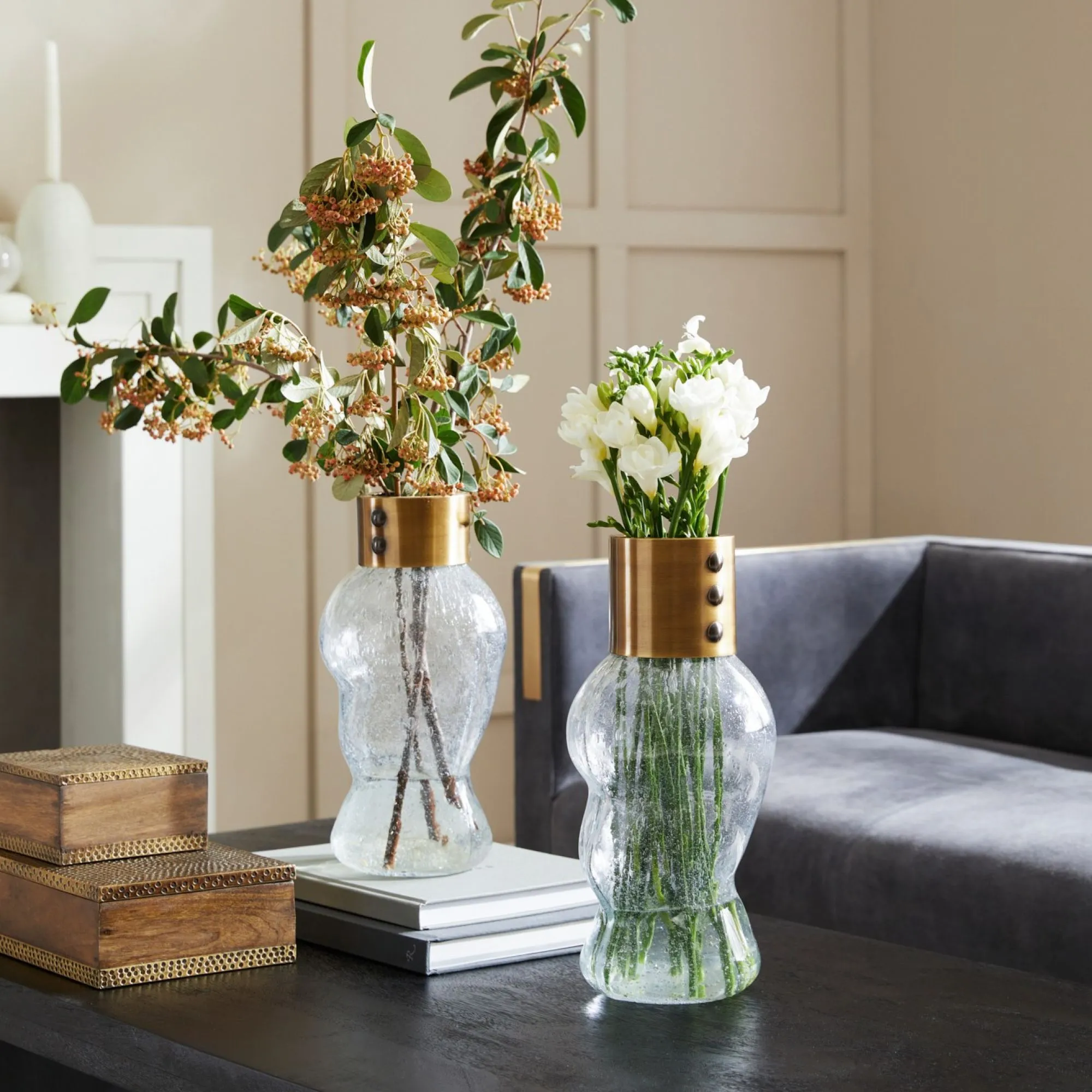 Leon Vase Set