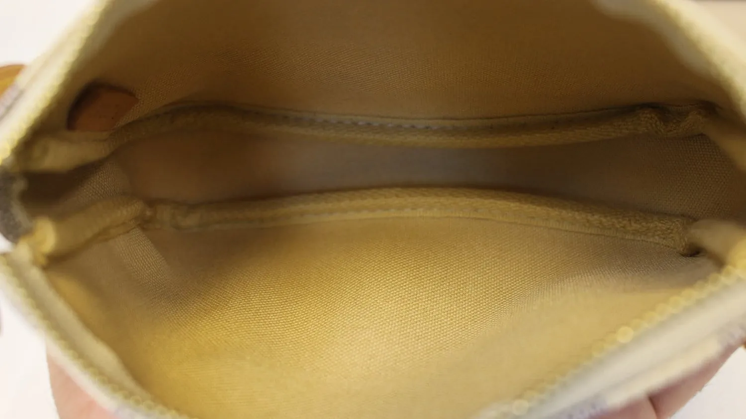 LOUIS VUITTON Damier Azur Mini Accessories Pochette Bag