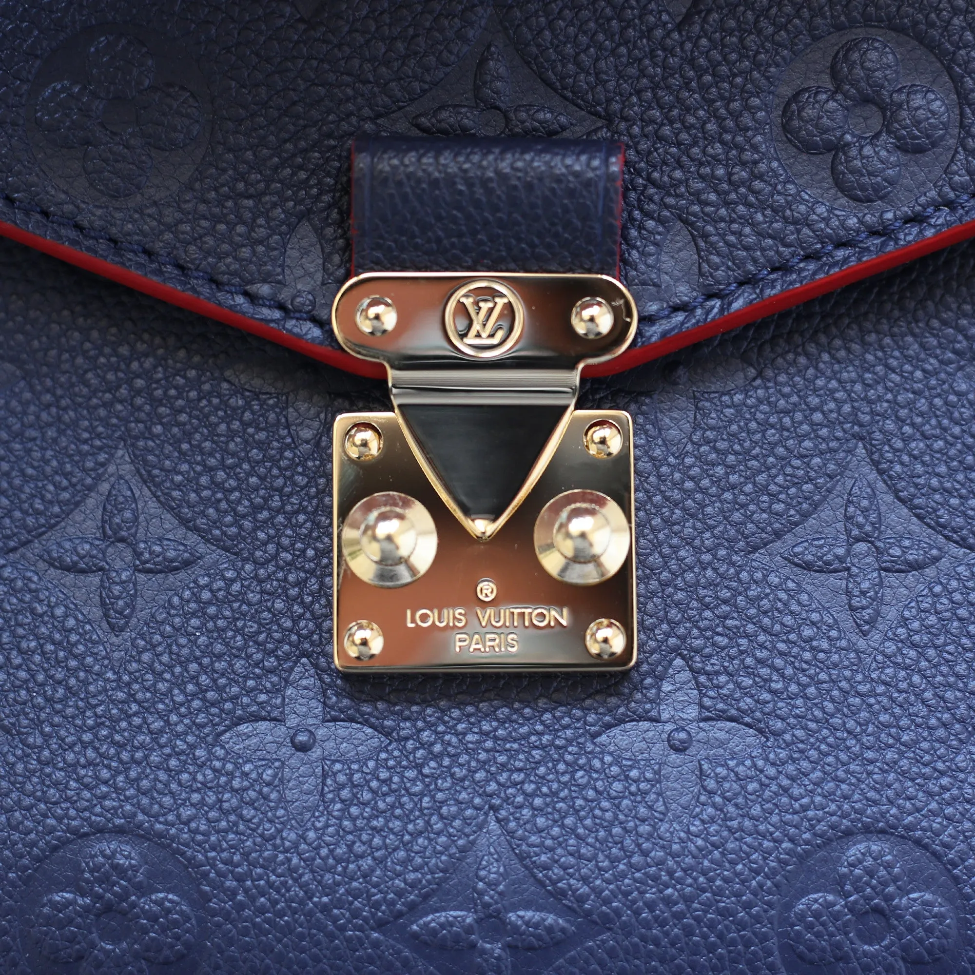 Louis Vuitton | Empreinte Metis Pochette | One Size