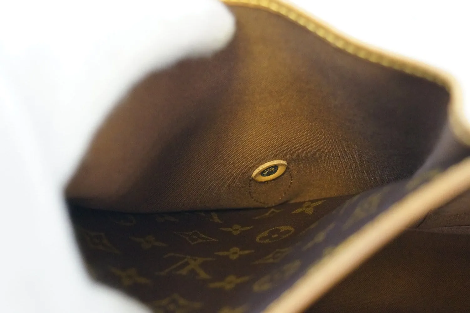 LOUIS VUITTON Monogram Gibeciere GM Shoulder Bag