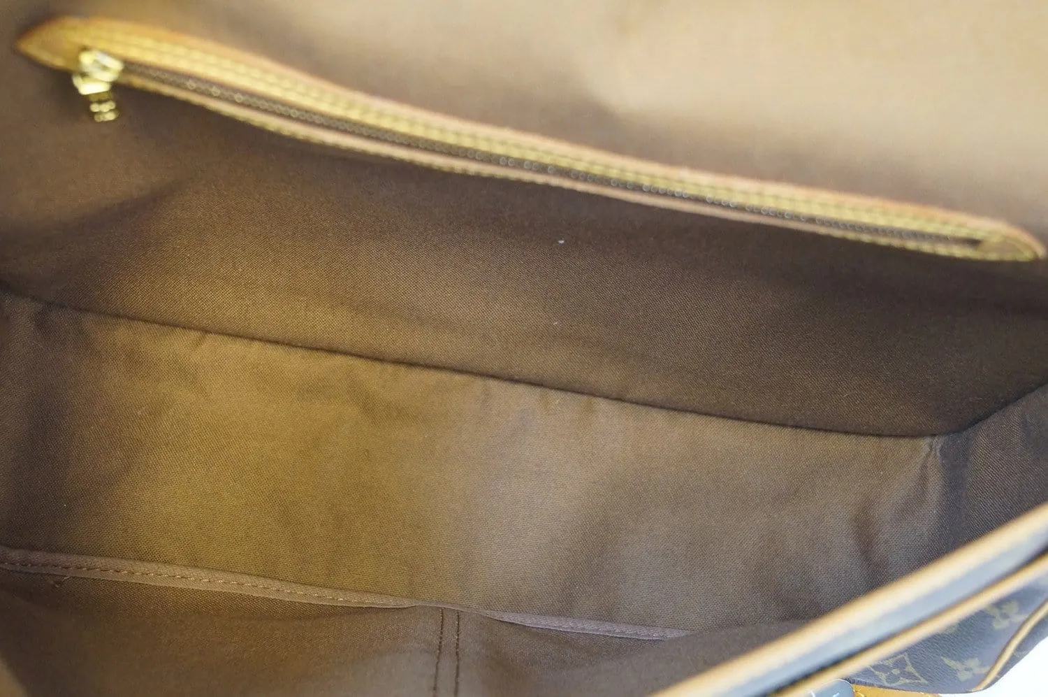 LOUIS VUITTON Monogram Gibeciere GM Shoulder Bag