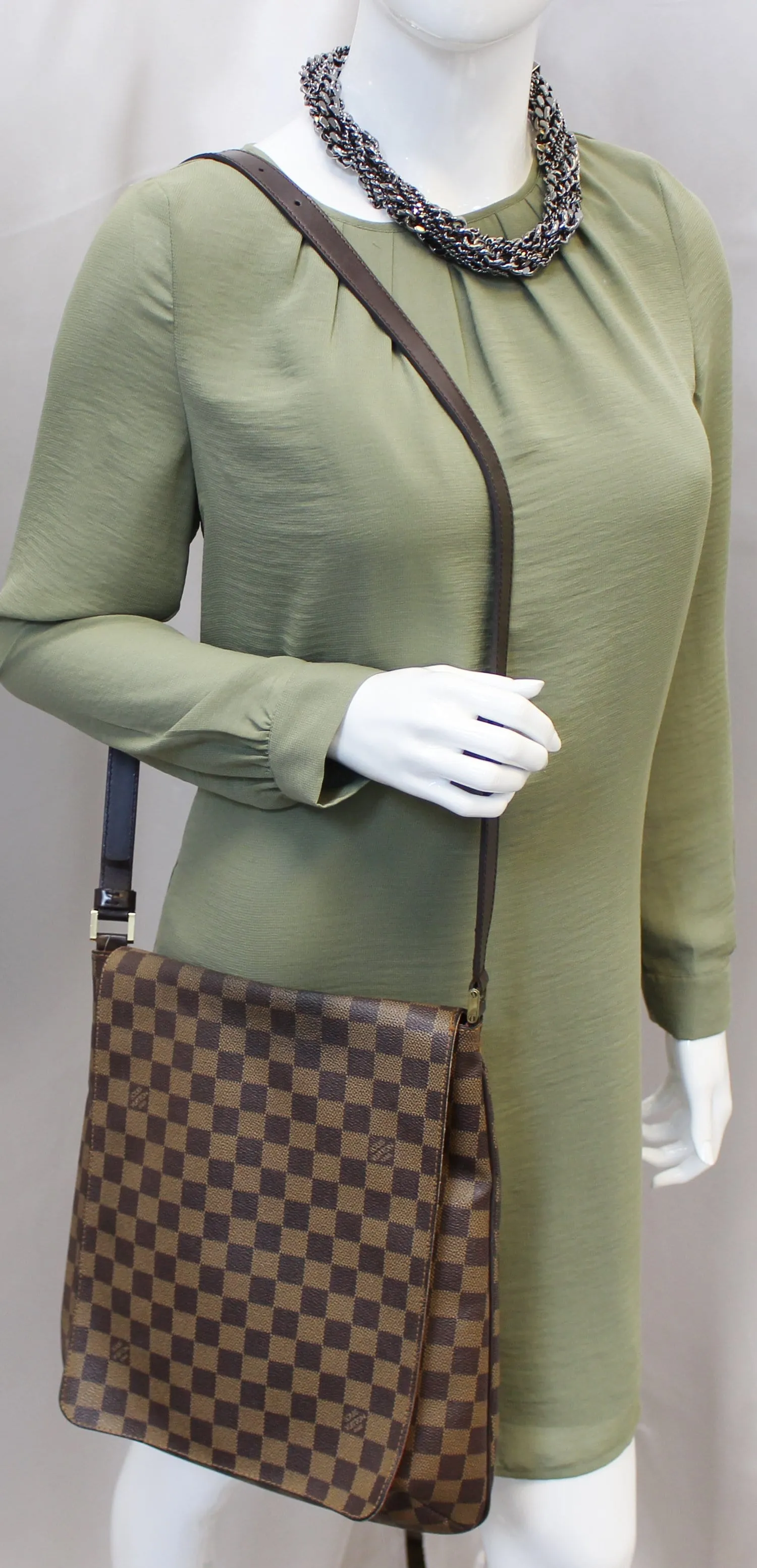 LOUIS VUITTON Salsa GM Damier Ebene Musette  Crossbody Bag