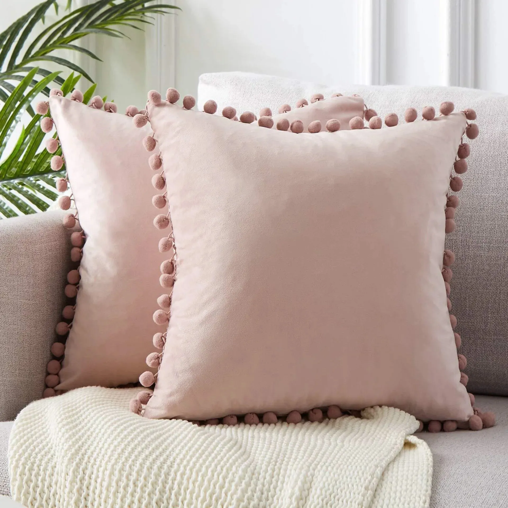 Luxurious Cushion Cover