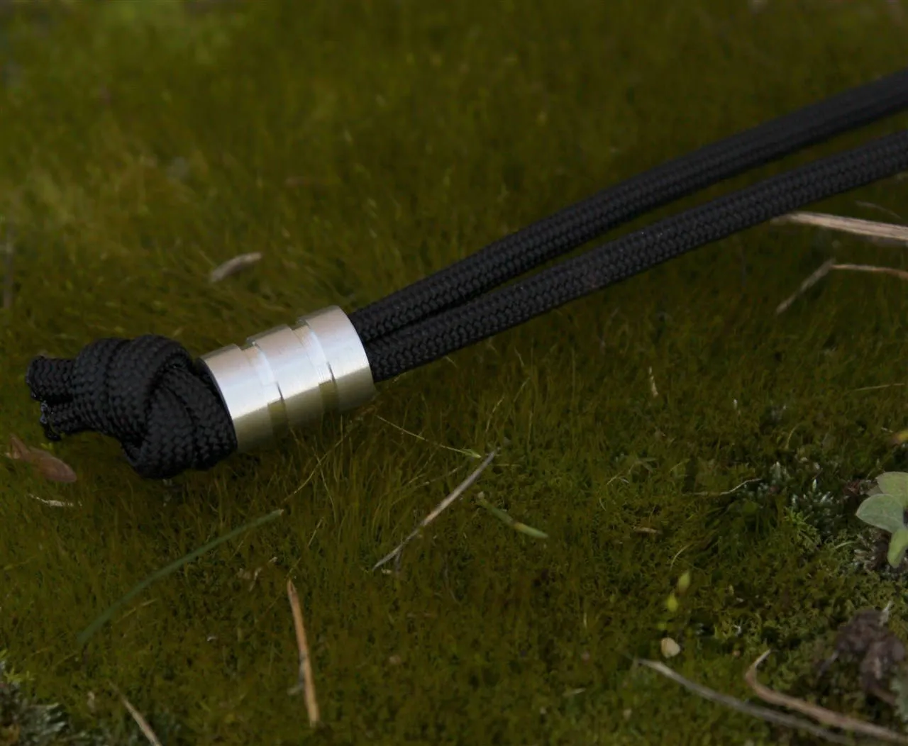 Medium Aluminum Lanyard Bead With Two Grooves and a Free Paracord Lanyard