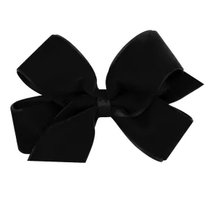 Medium Classic Velvet Hair Bow on Clippie