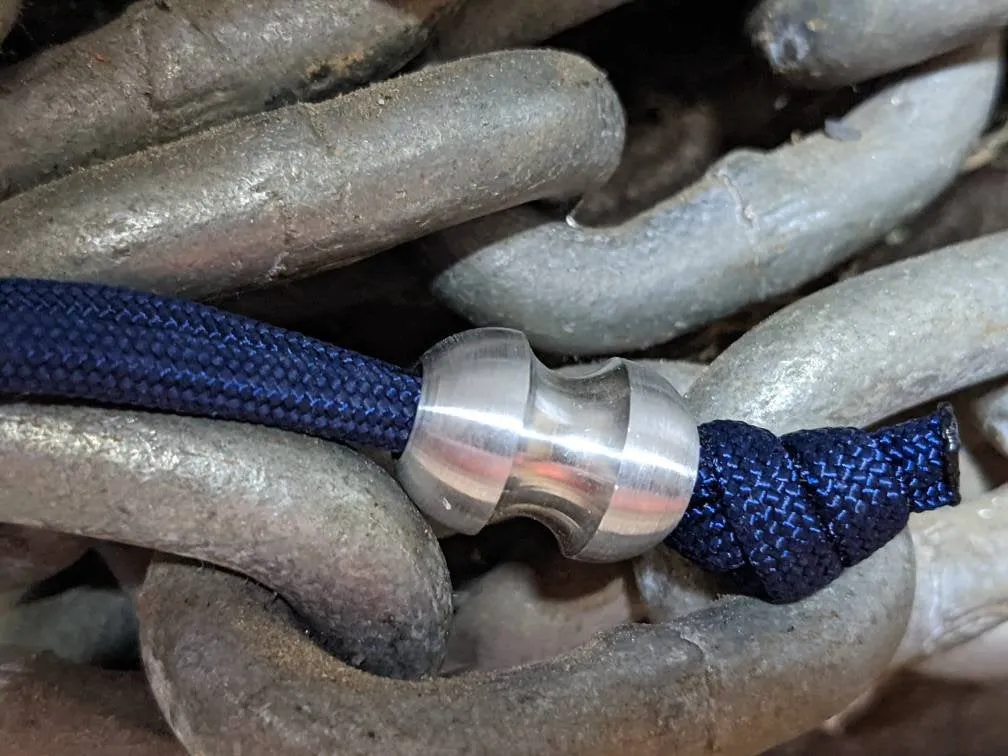 Medium Curvy Aluminum Lanyard Bead and a Free Paracord Lanyard