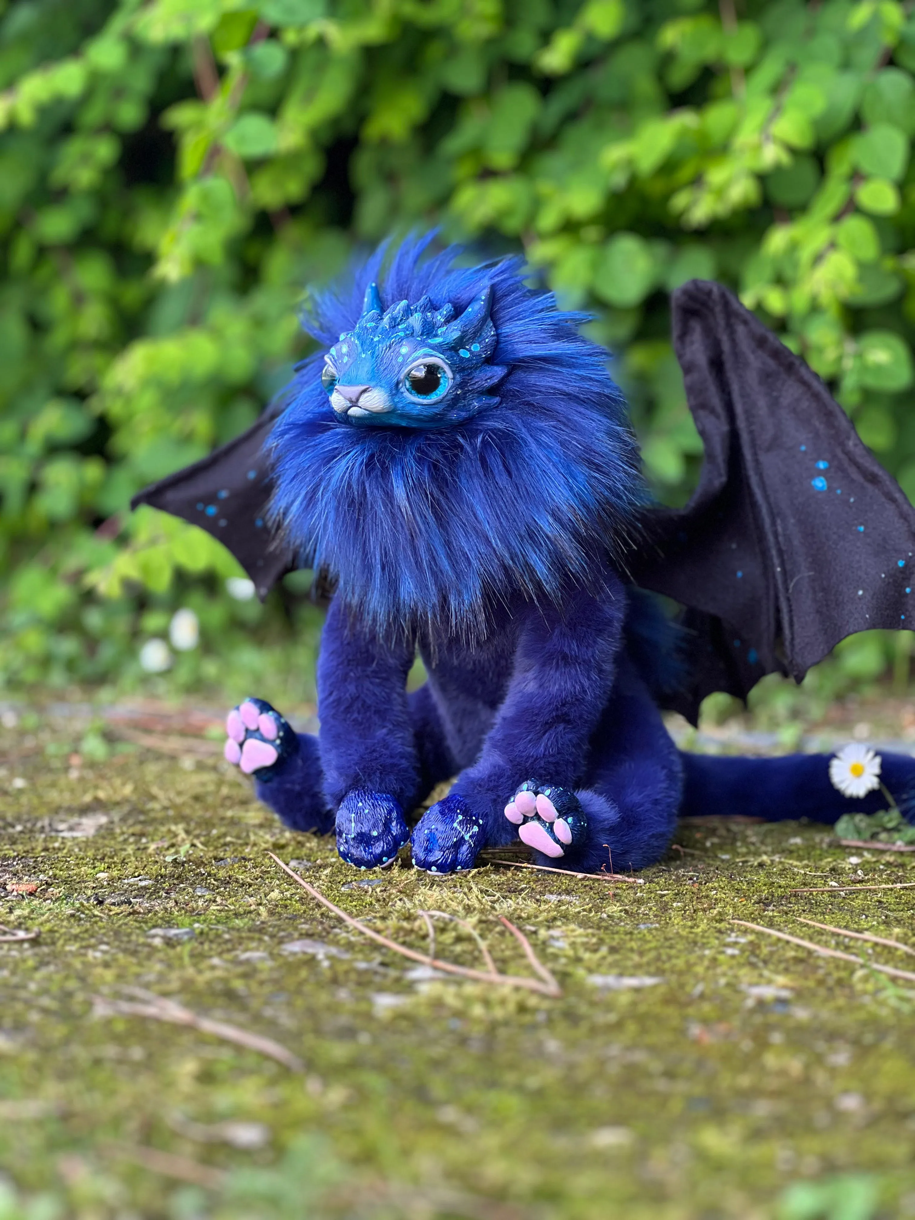Mercurian salamander – space blue