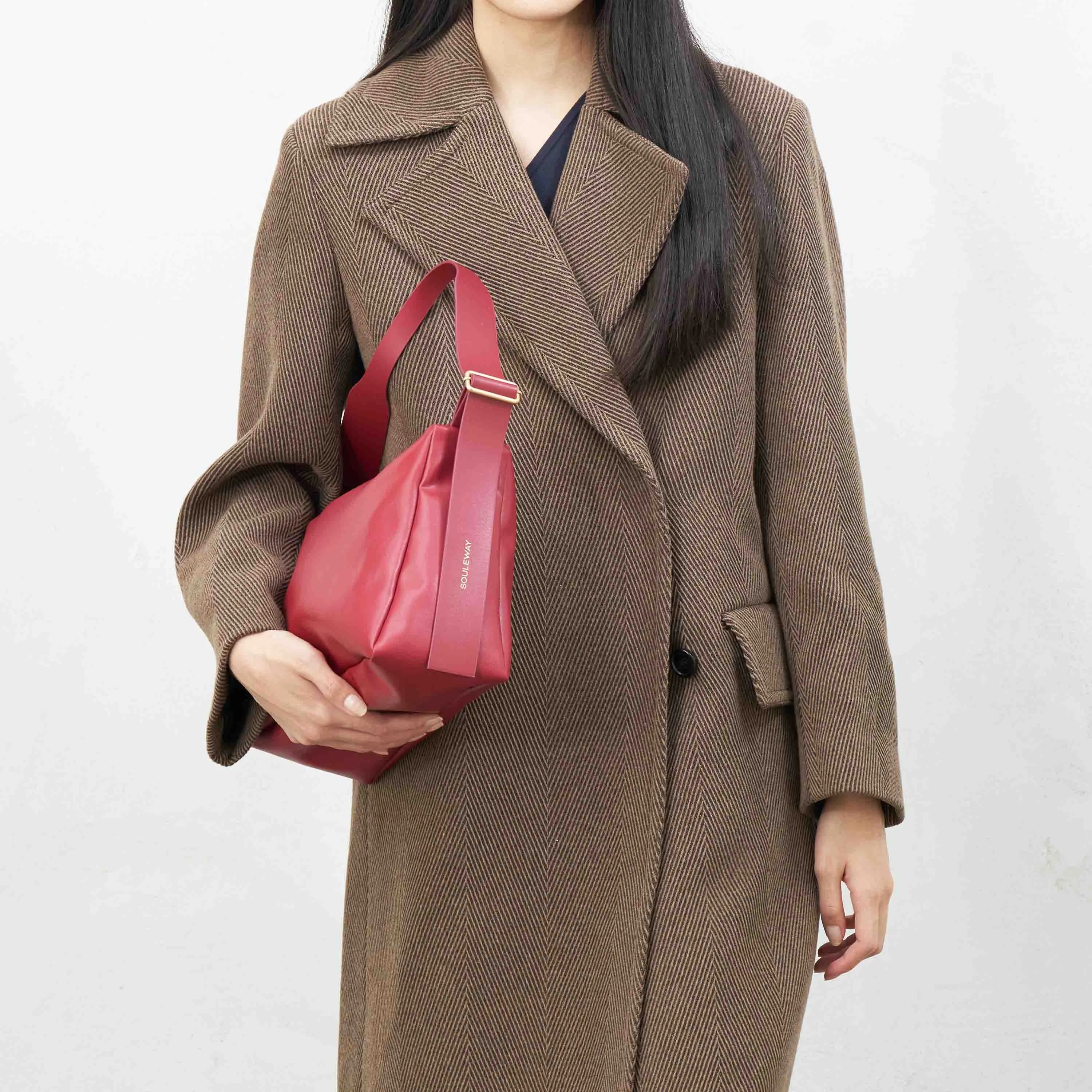 Oleatex Vegan Olive Leather Slouchy Shoulder Bag | Cherry Red