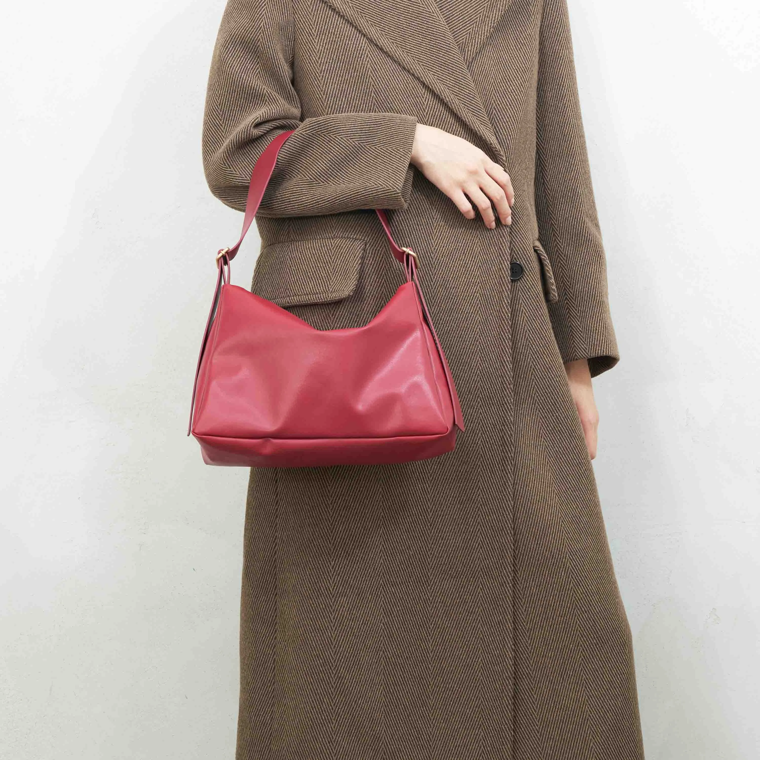 Oleatex Vegan Olive Leather Slouchy Shoulder Bag | Cherry Red