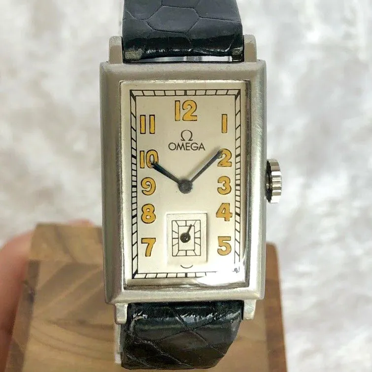 Omega Art Deco Arabic Manual c. 1937 Vintage Steel 22 x 40 mm
