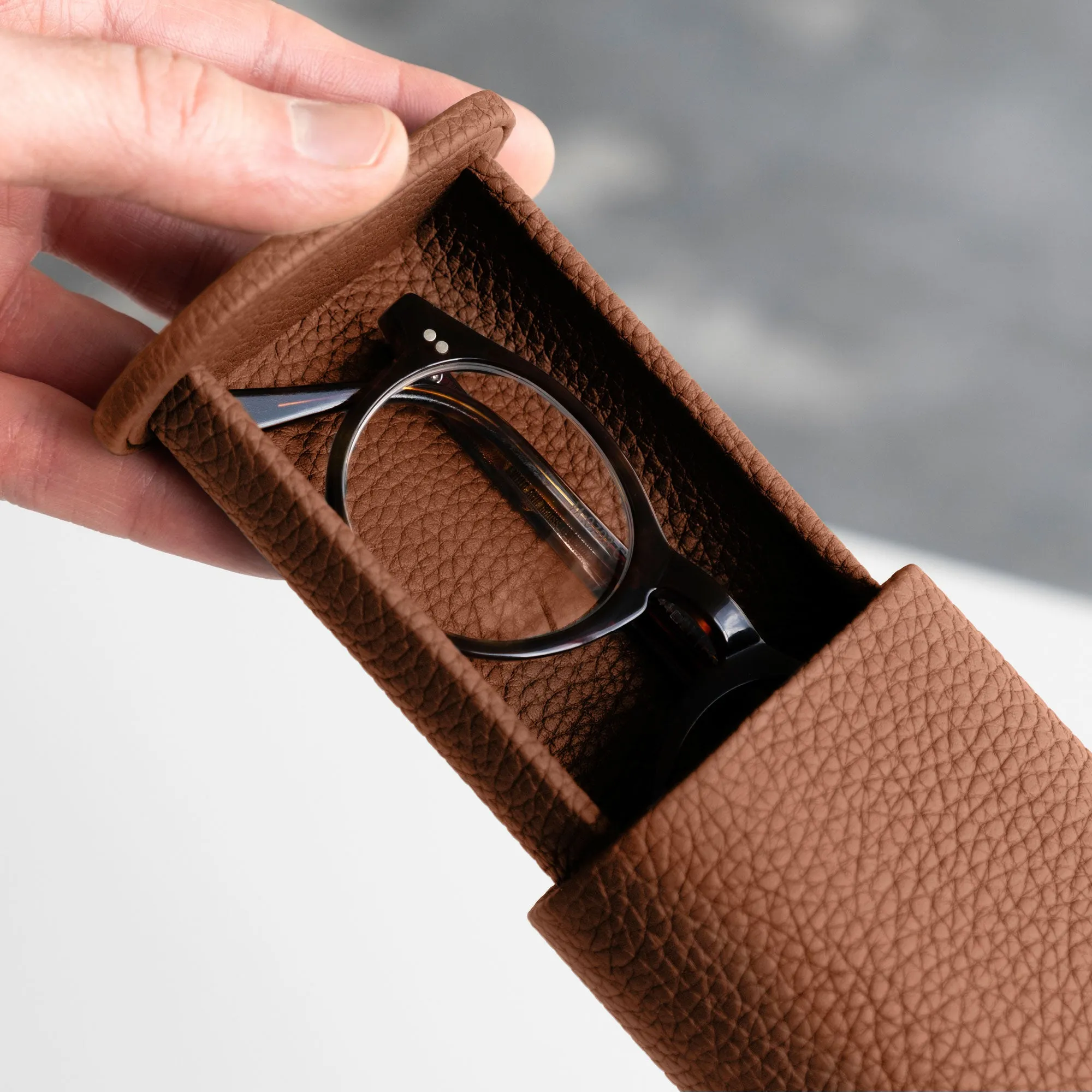 OSCAR 1 TALL WATCH ROLL - TAN