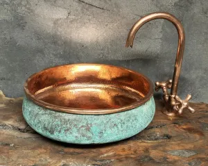 Oxidized Copper Bathroom Sink – Green Patina Copper Washbasin