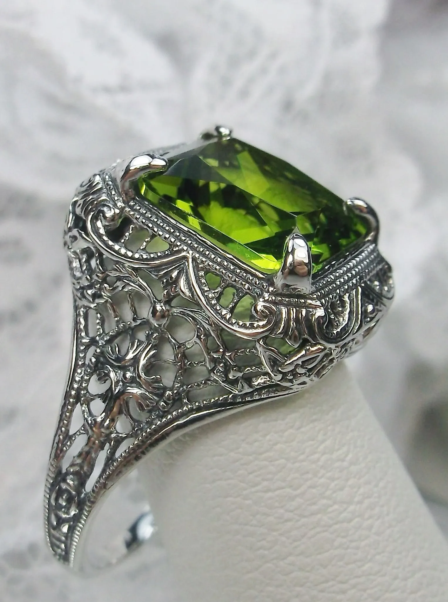 Peridot Ring, 5ct Rectangle Gem, Vintage Jewelry #D200