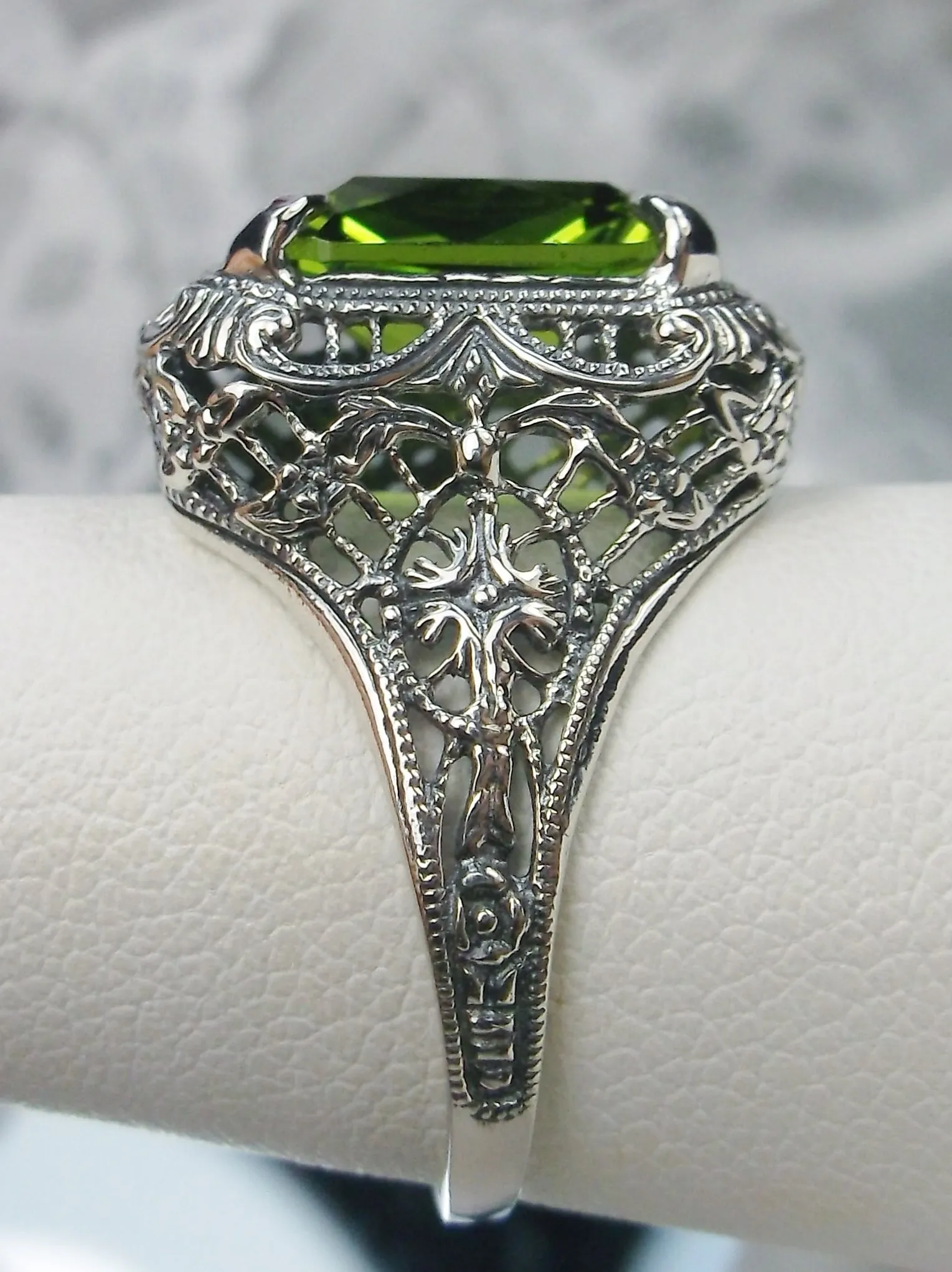 Peridot Ring, 5ct Rectangle Gem, Vintage Jewelry #D200