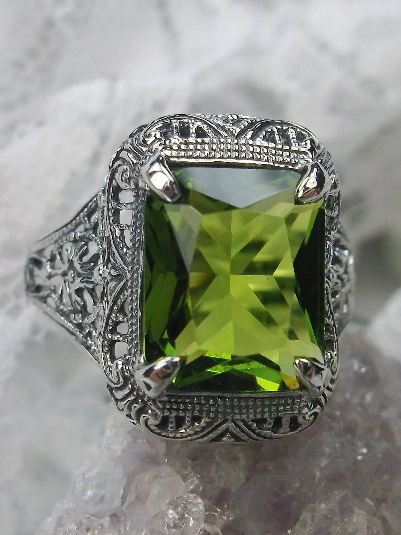 Peridot Ring, 5ct Rectangle Gem, Vintage Jewelry #D200