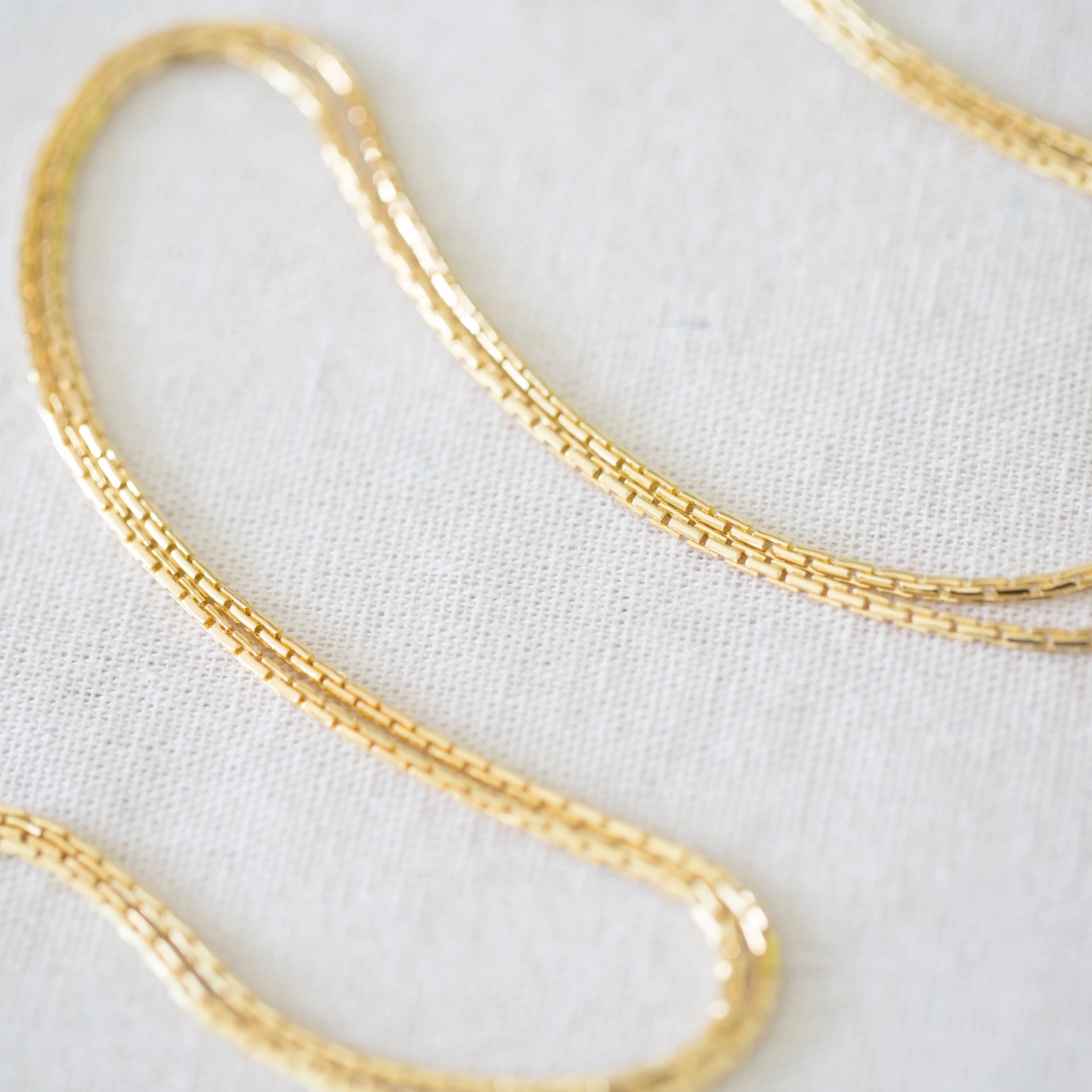 ROYA NECKLACE