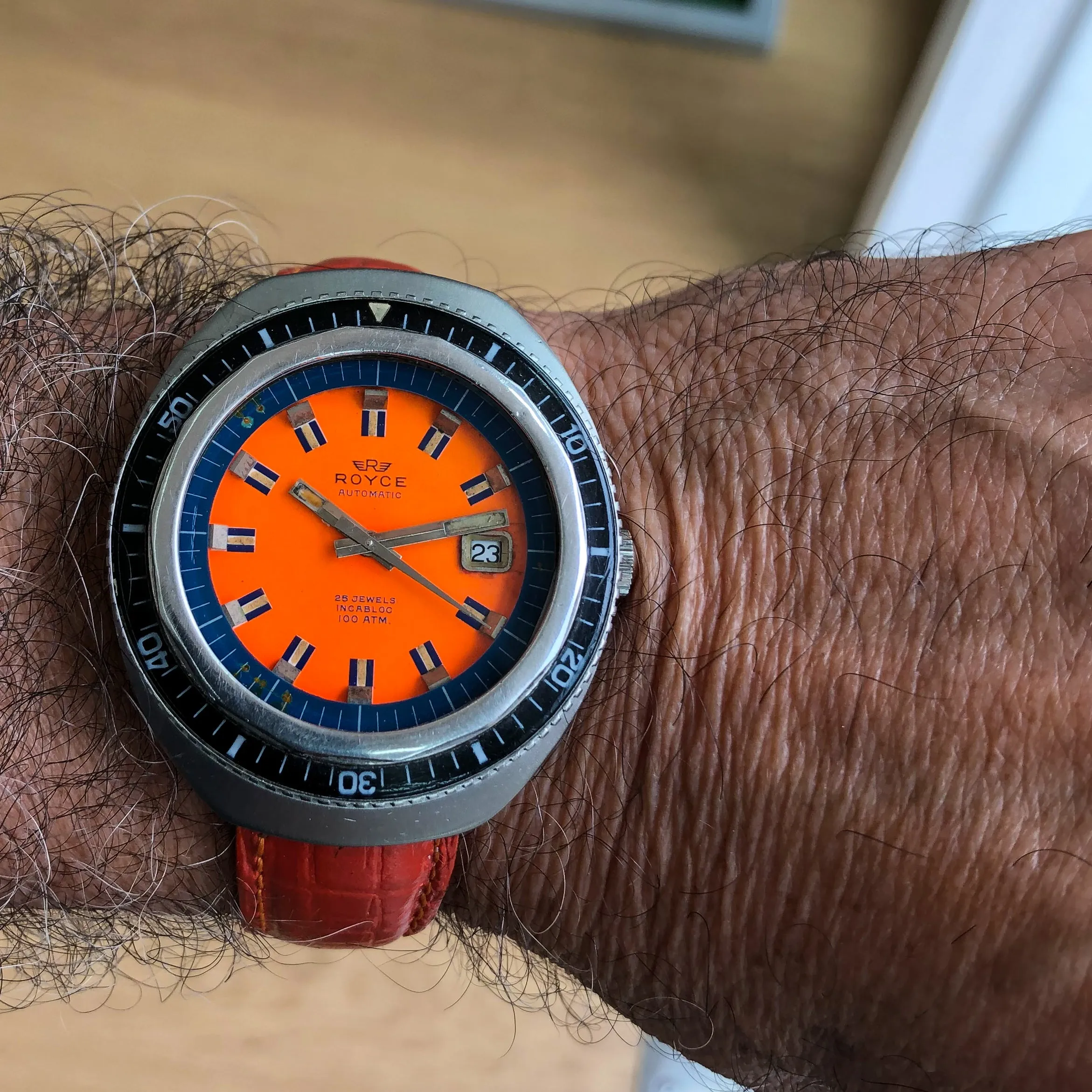 Royce Jumbo Diver Vintage Automatic Orange Rare c. 1970 Steel 43 mm
