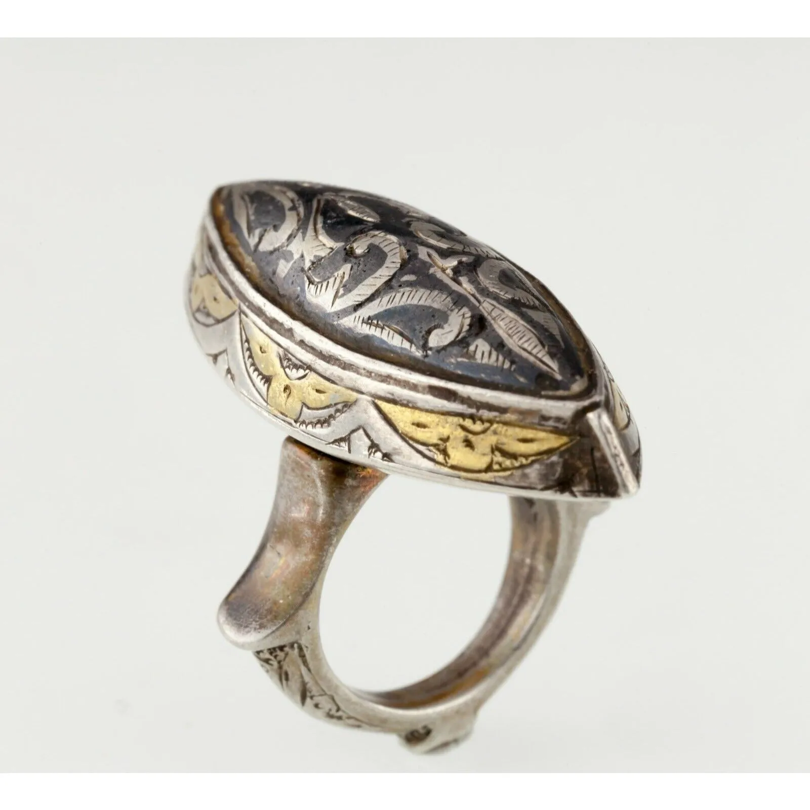 Silver Afghan Almond Shaped Plaque Ring with Brass and Niello Accents Size 6.5