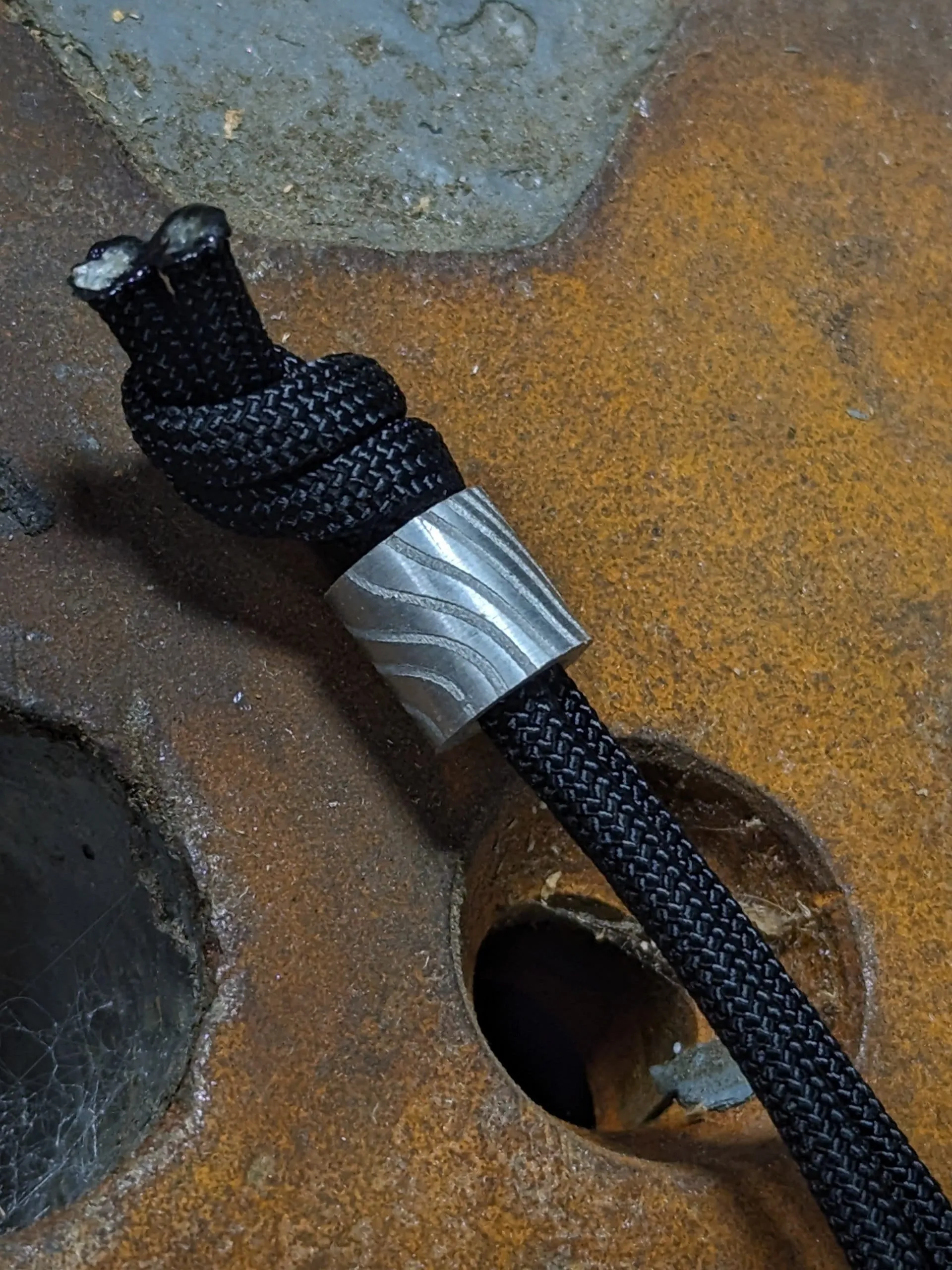 Simple Small Aluminum Lanyard Bead with Topo Pattern and a Free Lanyard