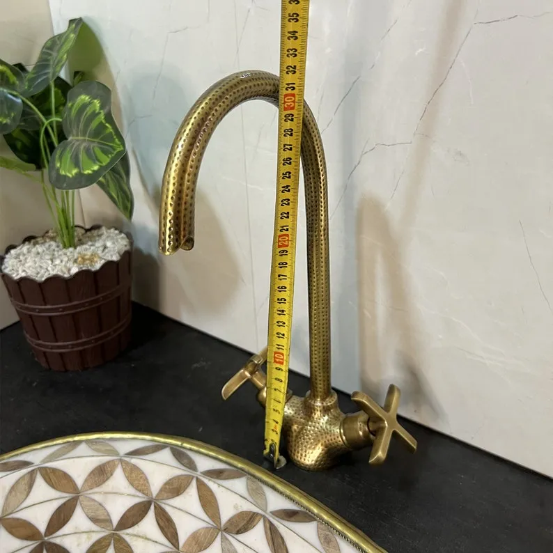 Single Hole Bathroom Faucet for Vanity Faucet, Hammered Brass Kitchen Faucet - Solid Brass Sink Faucet, Bar Faucet.