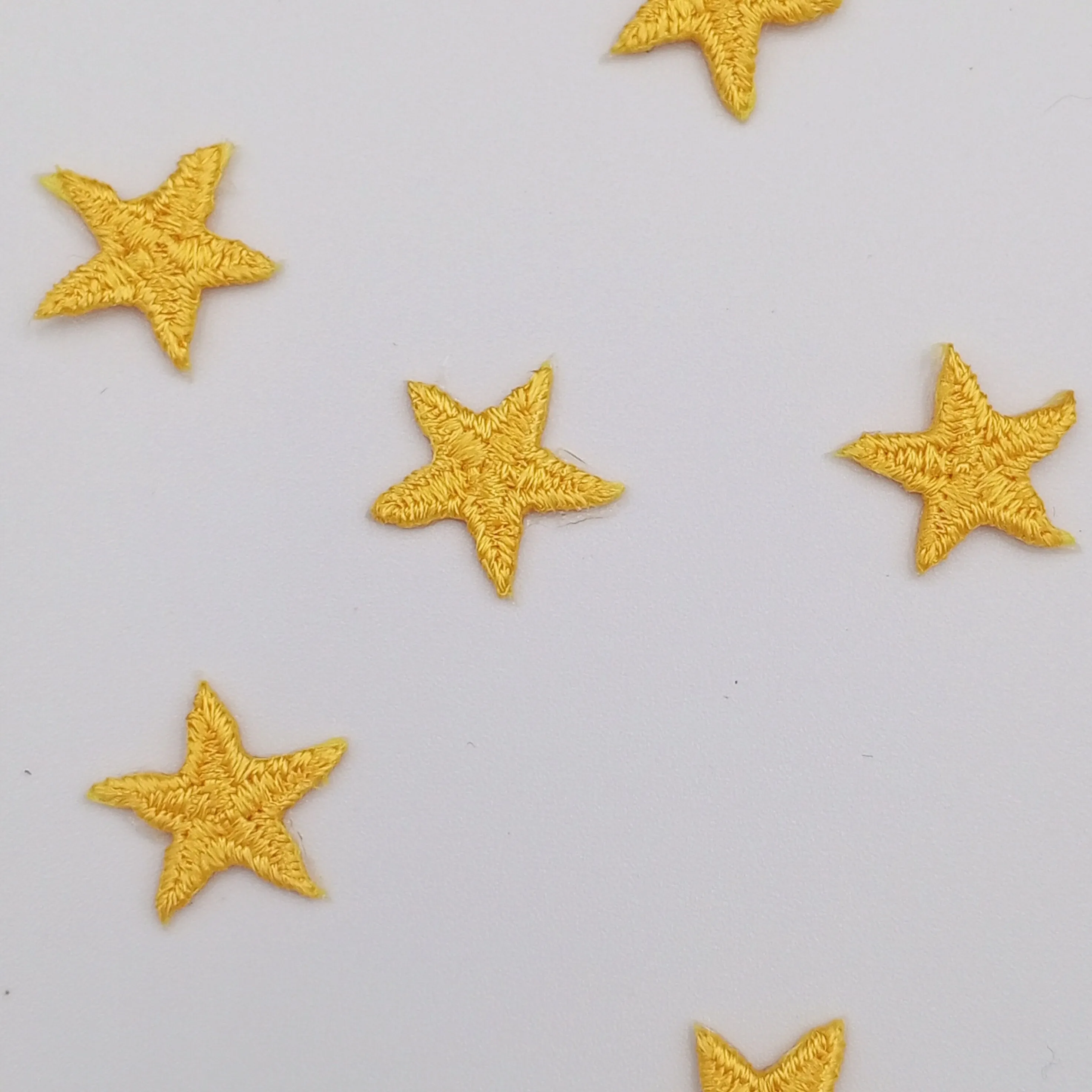 Small Yellow Star appliques VINTAGE Iron on Patches for Scrapbooking, Clothing and DIY Projects #618