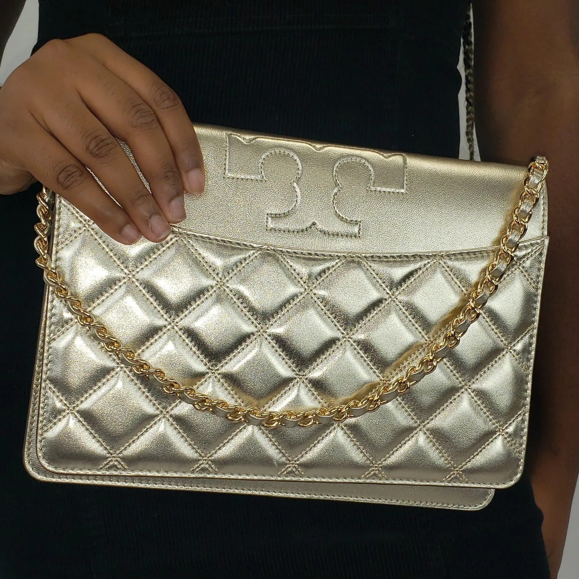Tory Burch Savannah Clutch in Gold
