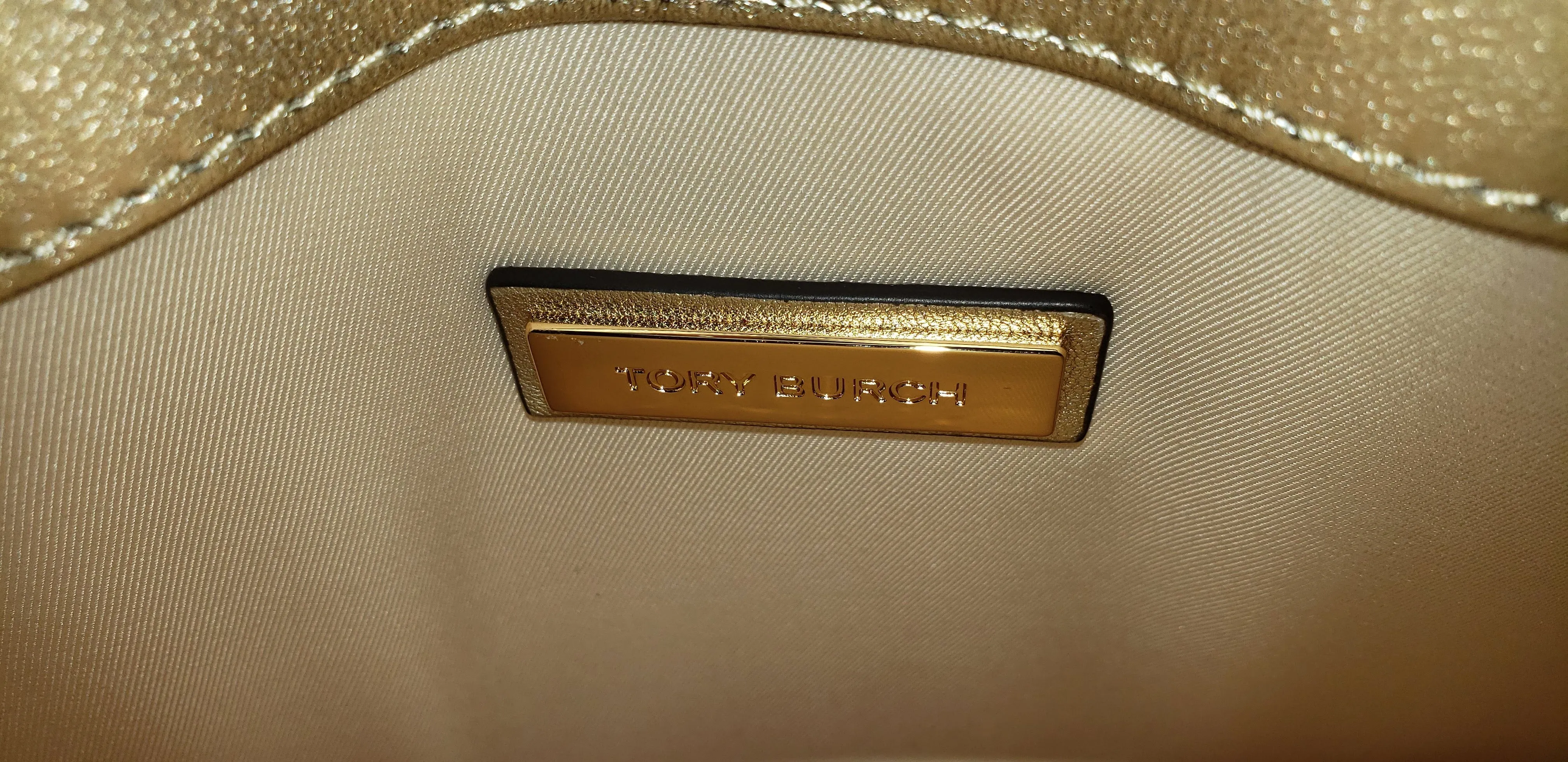 Tory Burch Savannah Clutch in Gold