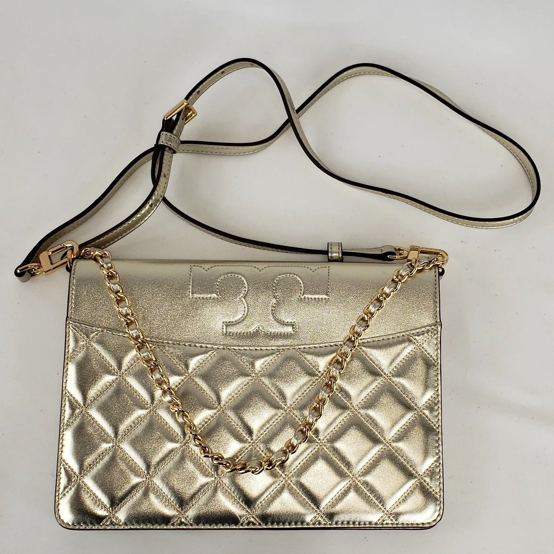Tory Burch Savannah Clutch in Gold