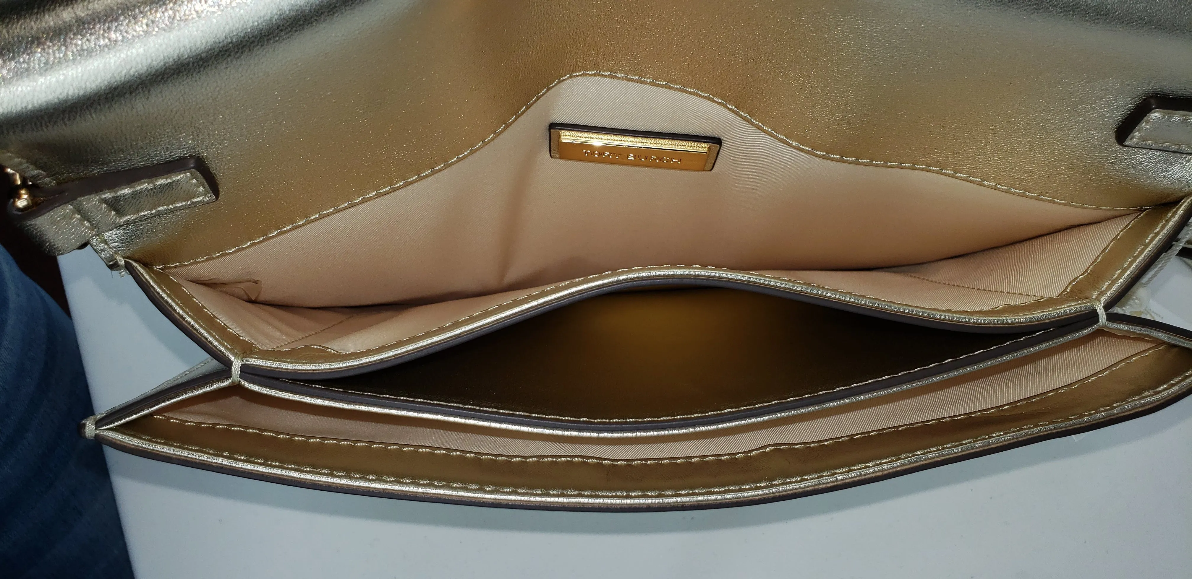 Tory Burch Savannah Clutch in Gold