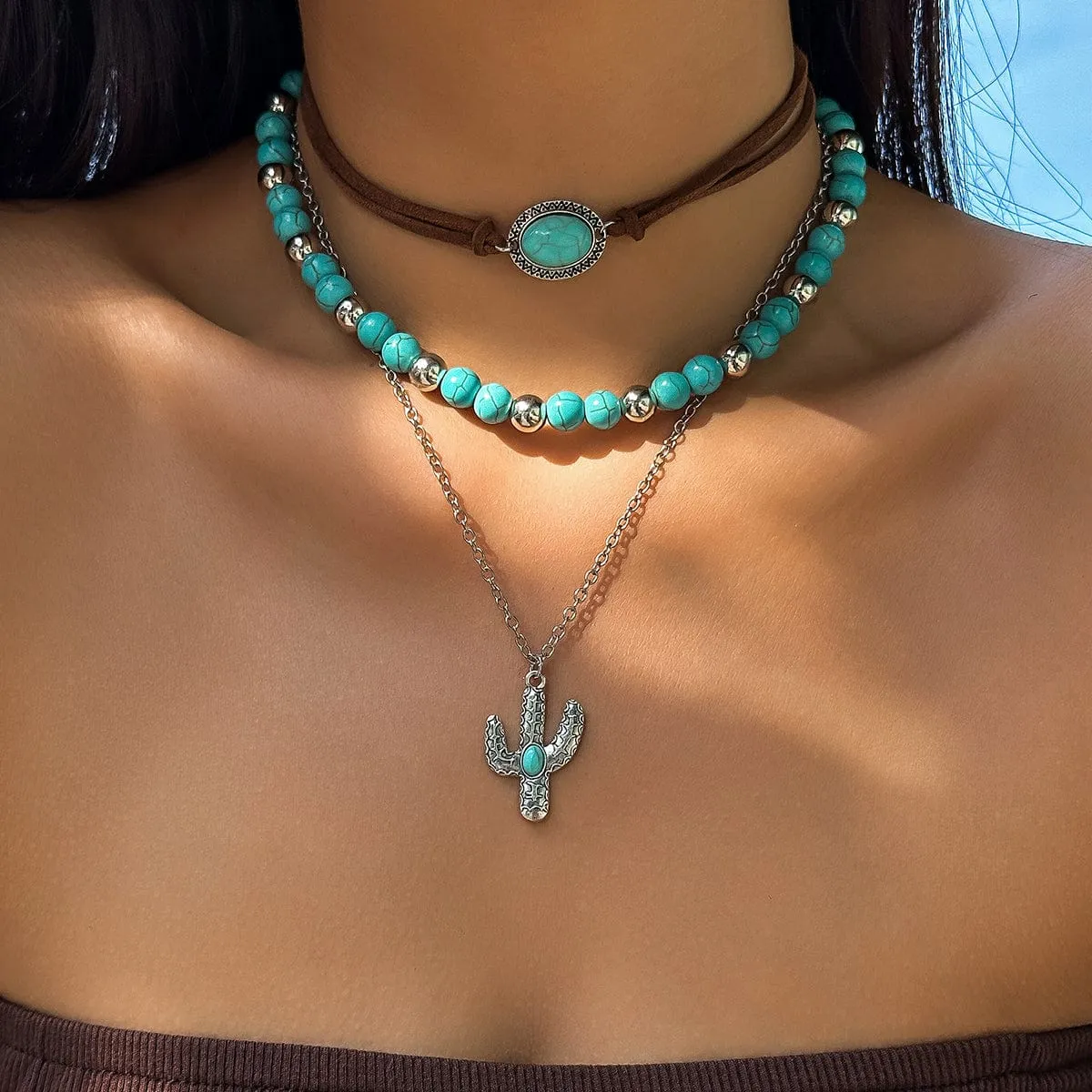 Trendy Layered Turquoise Cactus Pendant Velvet Necklace Set