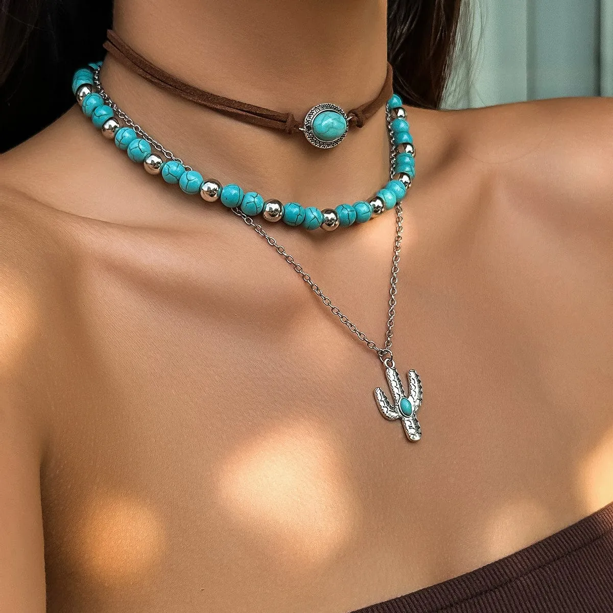 Trendy Layered Turquoise Cactus Pendant Velvet Necklace Set