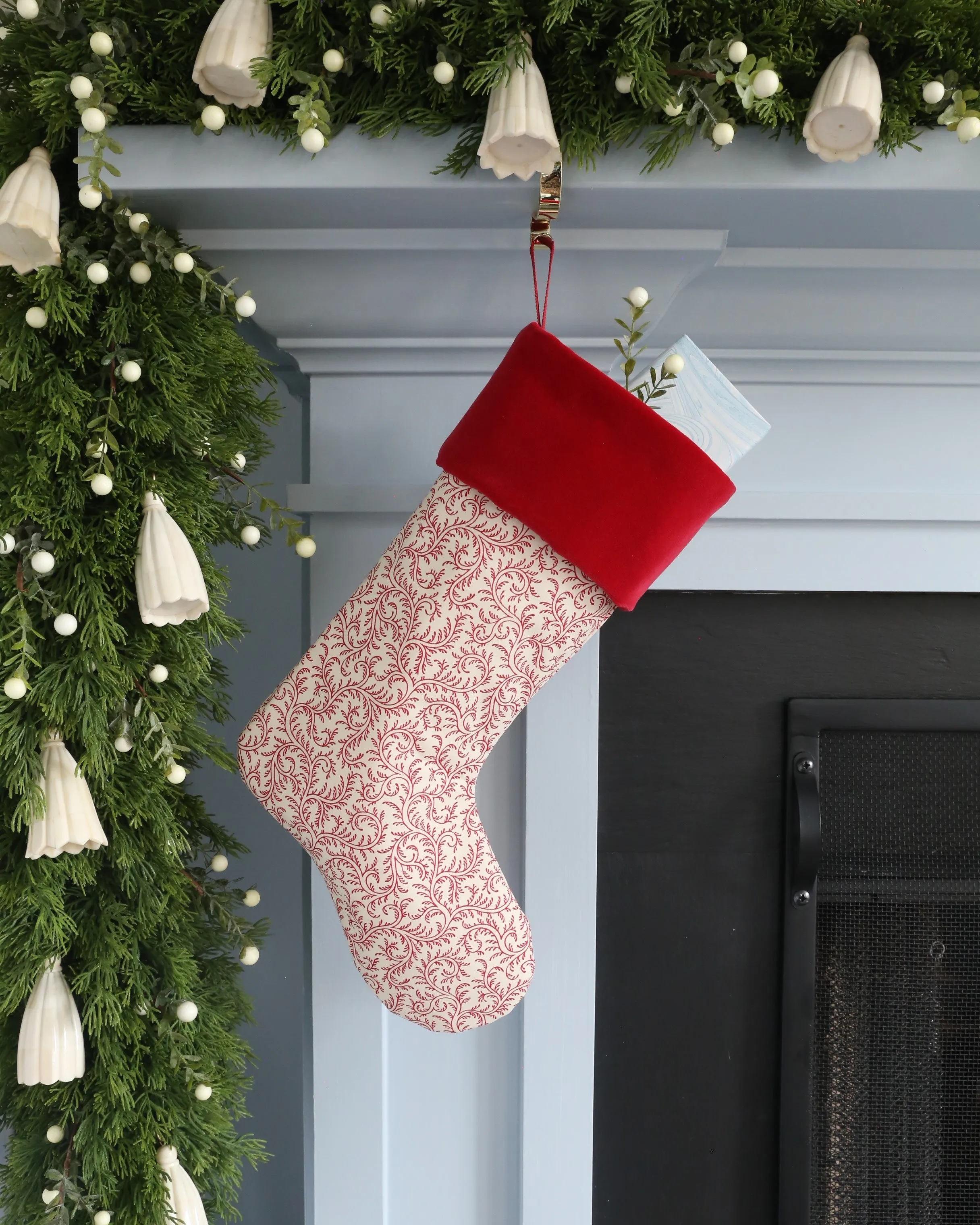 Vermicule Rose Stocking with Velvet Cuff